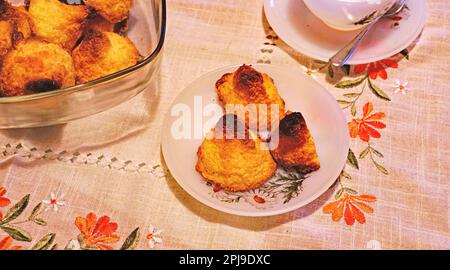 biscuits à la noix de coco sur la nappe pour en-cas Banque D'Images