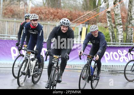 Oudenaarde, Belgique. 01st avril 2023. L'événement cyclo We Ride Flanders pour amateurs de cyclisme, le long (parties de) de la piste devant le Ronde van Vlaanderen/ Tour des Flandres/ Tour de Flandre course cycliste, samedi 01 avril 2023. L'édition 107th de la course cycliste aura lieu le dimanche 02 avril. BELGA PHOTO NICOLAS MATERLINCK crédit: Belga News Agency/Alay Live News Banque D'Images