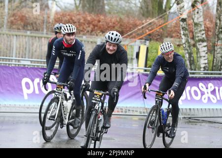 Oudenaarde, Belgique. 01st avril 2023. L'événement cyclo We Ride Flanders pour amateurs de cyclisme, le long (parties de) de la piste devant le Ronde van Vlaanderen/ Tour des Flandres/ Tour de Flandre course cycliste, samedi 01 avril 2023. L'édition 107th de la course cycliste aura lieu le dimanche 02 avril. BELGA PHOTO NICOLAS MATERLINCK crédit: Belga News Agency/Alay Live News Banque D'Images