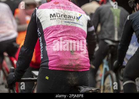 Oudenaarde, Belgique. 01st avril 2023. Cyclistes amateurs photographiés lors de l'événement cyclo We Ride Flanders pour amateurs de cyclisme, le long (parties de) de la piste devant la ronde van Vlaanderen/ Tour des Flandres/ Tour de Flandre course cycliste, samedi 01 avril 2023. L'édition 107th de la course cycliste aura lieu le dimanche 02 avril. BELGA PHOTO NICOLAS MATERLINCK crédit: Belga News Agency/Alay Live News Banque D'Images