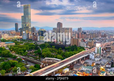 Osaka, Japon paysage urbain dans le district Abeno. Banque D'Images