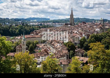 Vue panoramique sur la vieille ville de Berne depuis le point de vue de Rose Garden, Suisse Banque D'Images