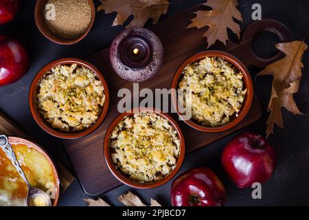 Petites pommes, craquelettes ou tartes aux pommes pour l'automne et l'hiver Banque D'Images