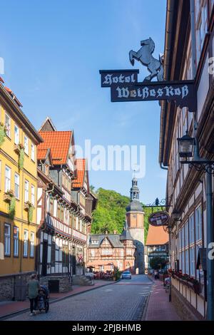 Südharz: rue Rittergasse, tour Saigerturm, maisons à colombages, hameau Stolberg à Harz, Sachsen-Anhalt, Saxe-Anhalt, Allemagne Banque D'Images