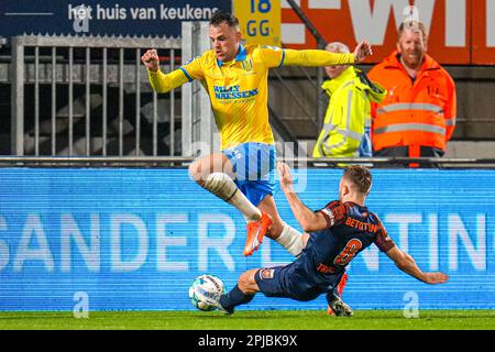 Waalwijk, pays-Bas. 01st avril 2023. WAALWIJK, PAYS-BAS - AVRIL 1: Mat Seuntjes de RKC Waalwijk pendant le match Eredivisie entre RKC Waalwijk et Vitesse au MandStadion on sur 1 avril 2023 à Waalwijk, pays-Bas (photo de René Nijhuis/Orange Pictures) Credit: Orange pics BV/Alamy Actualité en direct Banque D'Images