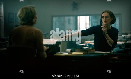 KEIRA KNIGHTLEY à BOSTON STRANGLER (2023), dirigé par MATT RUSKIN. Crédit: 20th CENTURY STUDIOS / Album Banque D'Images