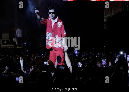 Mexico, Mexique. 1st avril 2023. Le groupe musical Kumbia Kings au concert gratuit dans le Zocalo à Mexico. Sur 1 avril 2023 à Mexico, Mexique (Credit image: © Luis Barron/eyepix via ZUMA Press Wire) USAGE ÉDITORIAL SEULEMENT! Non destiné À un usage commercial ! Banque D'Images