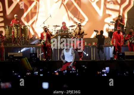 Mexico, Mexique. 1st avril 2023. Le groupe musical Kumbia Kings au concert gratuit dans le Zocalo à Mexico. Sur 1 avril 2023 à Mexico, Mexique (Credit image: © Luis Barron/eyepix via ZUMA Press Wire) USAGE ÉDITORIAL SEULEMENT! Non destiné À un usage commercial ! Banque D'Images