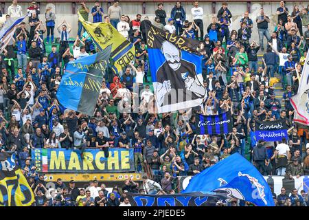 Milan, Italie. 01st avril 2023. Les fans de football d'Inter ont vu sur les stands pendant la série Un match entre Inter et Fiorentina à Giuseppe Meazza à Milan. (Crédit photo : Gonzales photo/Alamy Live News Banque D'Images