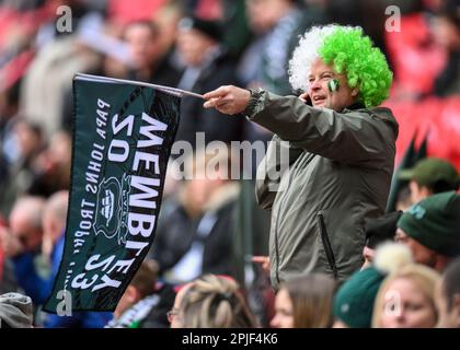 Londres, Royaume-Uni. 02nd avril 2023. Plymouth Argyle fans lors du match final du Trophée Papa John's Bolton Wanderers vs Plymouth Argyle au stade Wembley, Londres, Royaume-Uni, 2nd avril 2023 (photo de Stan Kasala/News Images) à Londres, Royaume-Uni le 4/2/2023. (Photo de Stan Kasala/News Images/Sipa USA) crédit: SIPA USA/Alay Live News Banque D'Images