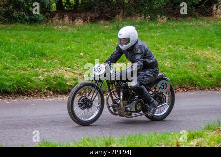 Vélo No.50 1930 30s les années 30 Rudge Sprinter moto monté par Richard Morgan, au HOGHTON TOUR SPRINT COURSE 1/8th miles chronométrés. Banque D'Images