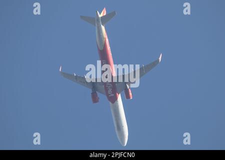 Chiangmai, Thaïlande - 10 février 2023: HS-VKG A321-200 de la compagnie aérienne thaïlandaise de Viejet. Décollage de l'aéroport international de Chiang Mai à l'aéroport de Bangkok. Banque D'Images