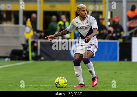 Dodo de l'ACF Fiorentina en action pendant la série Un match de football 2022/23 entre le FC Internazionale et l'ACF Fiorentina au stade Giuseppe Meazza, Milan, Banque D'Images