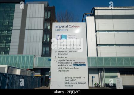 Londres- février 2023: Imperial College London MRC London Institute of Medical Sciences à l'hôpital Hammersmith Banque D'Images