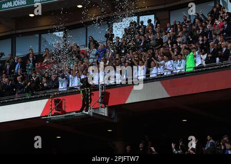 Londres, Royaume-Uni. 02nd avril 2023. Lors du match final du Trophée EFL Papa Johns entre Bolton Wanderers et Plymouth Argyle au stade Wembley, Londres, Angleterre, le 2 avril 2023. Photo de Carlton Myrie. Utilisation éditoriale uniquement, licence requise pour une utilisation commerciale. Aucune utilisation dans les Paris, les jeux ou les publications d'un seul club/ligue/joueur. Crédit : UK Sports pics Ltd/Alay Live News Banque D'Images