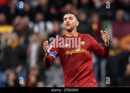 Rome, Italie. 02nd avril 2023. Lorenzo Pellegrini d'AS Roma pendant la série Un match de football entre AS Roma et UC Sampdoria au stade Olimpico à Rome (Italie), 2 avril 2023. Photo Antonietta Baldassarre/Insidefoto crédit: Insidefoto di andrea staccioli/Alamy Live News Banque D'Images