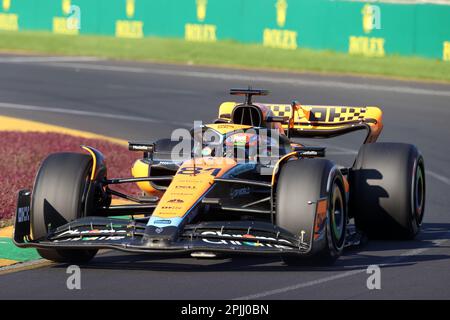 Melbourne, Australie. 02nd avril 2023. MELBOURNE, Australie, 2. AVRIL 2023 ; #81, Oscar PIASTRI, AUS, McLaren F1 Team, MCL60, Mercedes ENGINE AUSTRALIAN Formula One Grand Prix le 2nd avril 2023, Albert Park - Melbourne, FIA Formula1 World Championship, raceday, Formel 1 Rennen in Australien, Motorsport, F1 GP, Honorarpflichtiges Foto, image payante, Copyright © Clay CROSS/ATP images (CROSS Clay/ATP/SPP) Credit: SPP Sport Press photo. /Alamy Live News Banque D'Images