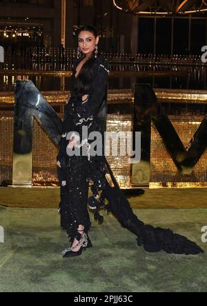 Mumbai, Inde. 31st mars 2023. L'actrice Bollywood, Athiya Shetty, pose une photo à l'inauguration du Centre culturel Nita Mukesh Ambani (NMACC) à Mumbai. (Photo par Ashish Vaishnav/SOPA Images/Sipa USA) crédit: SIPA USA/Alay Live News Banque D'Images