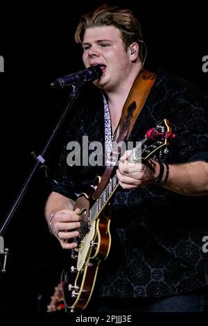 Edmonton, Canada. 27th janvier 2023. Le contestant américain Idol de l'Alberta, Brayden King se produit au Cook County Saloon 3 mois avant son apparition à l'américaine Idol. (Photo de Ron Palmer/SOPA Images/Sipa USA) crédit: SIPA USA/Alay Live News Banque D'Images