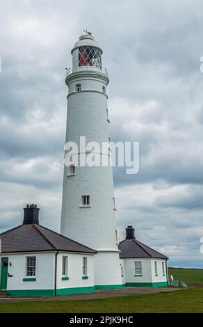 Nash point Lighthouse Glamourgan Heritage Coast dans la vallée de Gloamorgan, au sud du pays de Galles, au Royaume-Uni Banque D'Images