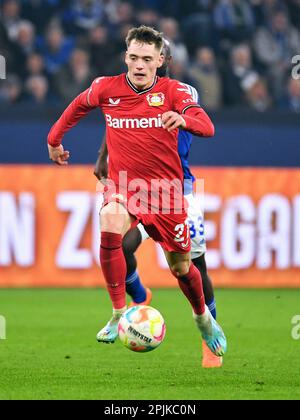 Bundesliga, Veltins Arena, FC Schalke 04 contre Bayer Leverkusen; Florian Wirtz (LEV) Banque D'Images