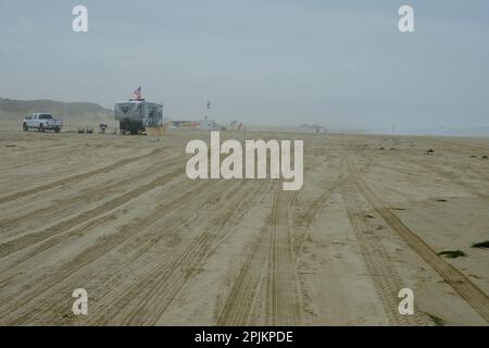 Pneus, Oceano Dunes, Californie, États-Unis Banque D'Images