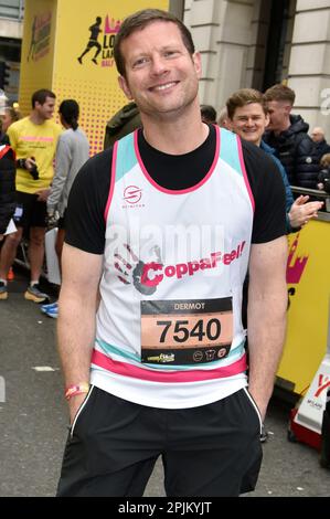 Dermot O'Leary au début du semi-marathon des monuments de Londres 2023 à Pall Mall East, Londres. Sue Andrews/Alamy. Banque D'Images