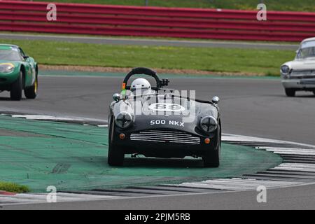 Une courte coupe, Robert Pomeroy, Turner MK1, HSCC Historic Road Sports avec Historic Touring Cars et Ecurie Classic, trois classifications combinées en Banque D'Images