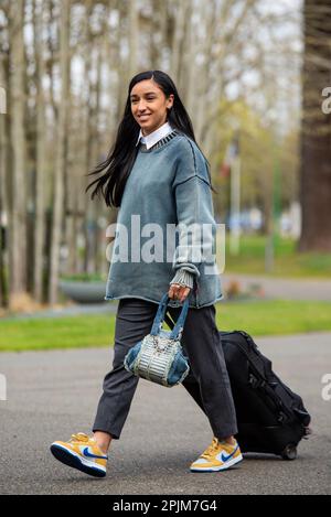 Clairefontaine en Yvelines, France. 03rd avril 2023. Sakina Karchaoui de France arrive avant la formation de l'équipe française de football féminin sur 3 avril 2023 à la CNF Clairefontaine à Clairefontaine-en-Yvelines, France - photo Melanie Laurent/A2M Sport Consulting/DPPI crédit: DPPI Media/Alay Live News Banque D'Images