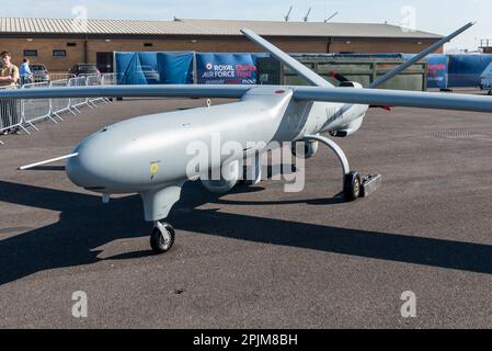 Thales Watchkeeper X, véhicule aérien sans pilote (UAV) pour le renseignement, la surveillance, l'acquisition de cibles et la reconnaissance (ISTAR). SPECTACLE RIAT Banque D'Images