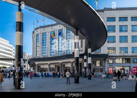 L'entrée principale de la gare centrale de Bruxelles, Bruxelles, Belgique. Banque D'Images