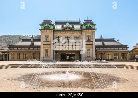 Gare de mojiko sur la ligne principale de Kagoshima à Mojiku, Kitakyushu, Japon Banque D'Images