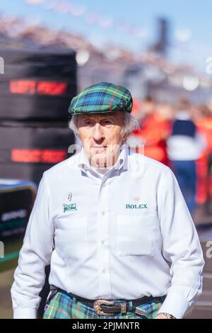 MELBOURNE, AUSTRALIE - 2 AVRIL : MELBOURNE, AUSTRALIE - 2 AVRIL : Sir Jackie Stewart sur la grille avant le début de la course lors du Grand Prix d'Australie 2023 Banque D'Images