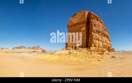 Tombeau de Lihyan, fils de Kuza sculpté dans la roche dans le désert, Mada'in Salih, Hegra, Arabie Saoudite Banque D'Images