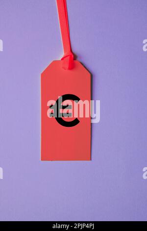affiche euro sur l'étiquette de prix rouge pour les ventes Banque D'Images