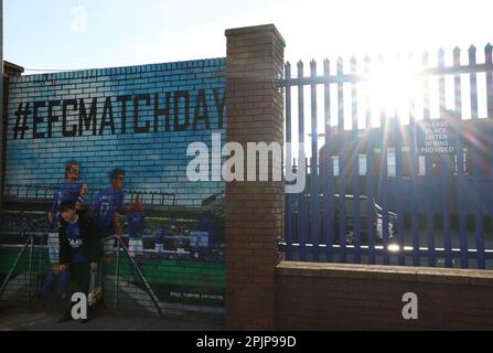 Liverpool, Royaume-Uni. 3rd avril 2023. Les fans arrivent avant le match de la Premier League à Goodison Park, Liverpool. Crédit photo à lire : Darren Staples/Sportimage crédit : Sportimage/Alay Live News Banque D'Images