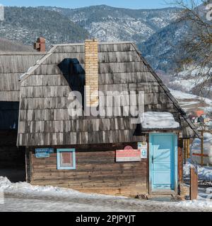 Drvengrad à Mokra Gora, Serbie Banque D'Images