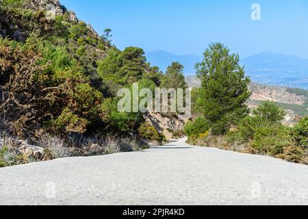 Route vers le mont Calamorro, près de Malaga sur la Costa del sol en Espagne Banque D'Images