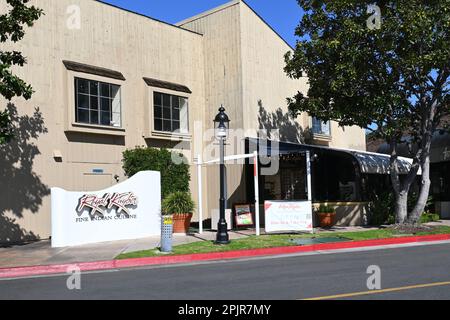 SANTA ANA, CALIFORNIE - 31 MARS 2023 : Royal Khyber Fine Indian cuisine restaurant dans South Coast Village. Banque D'Images