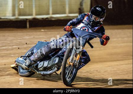 Jack Smith en action lors du Peter Craven Memorial Trophée au National Speedway Stadium, Manchester, le lundi 3rd avril 2023. (Photo : Ian Charles | INFORMATIONS MI) Credit: INFORMATIONS MI & Sport /Alamy Live News Banque D'Images