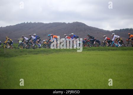 Egileta, Euskadi, Espagne. 3rd avril 2023. Egileta, Espagne, 3th avril 2023 : cyclistes qui ont voyagé pendant la phase 1st du pays basque Itzulia 2023 entre Vitoria-Gasteiz et Labastida, sur 03 avril 2023, à Egileta, Espagne. (Credit image: © Alberto Brevers/Pacific Press via ZUMA Press Wire) USAGE ÉDITORIAL SEULEMENT! Non destiné À un usage commercial ! Banque D'Images