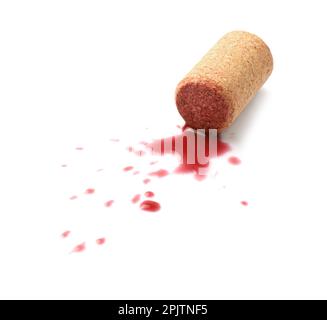 Bouchon de bouteille avec taches de vin isolées sur blanc Banque D'Images