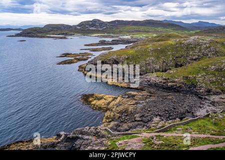 Vue imprenable sur la côte sauvage à Ardnamurchan point, le point le plus à l'ouest de la Grande-Bretagne continentale, sur la péninsule Ardnamurchan à Lochaber, en Écosse Banque D'Images