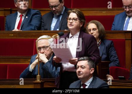 Paris, France. 04th avril 2023. L'adjointe française Claire Guichard lors d'une session de questions au gouvernement à l'Assemblée nationale à Paris sur 4 avril 2023. Photo de Raphael Lafargue/ABACAPRESS.COM crédit: Abaca Press/Alay Live News Banque D'Images