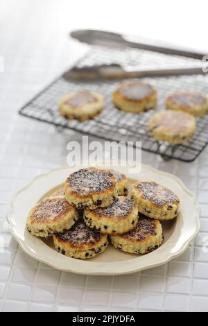 Gâteaux gallois faits maison ( bakestones ) Banque D'Images