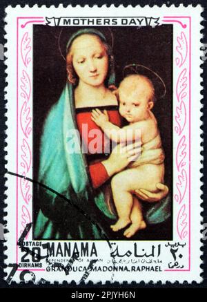 MANAMA - VERS 1970 : un timbre imprimé à Manama montre Madonna de Granduca, peinture de Raphaël, peintre italien, vers 1970 Banque D'Images