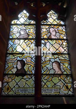 Cadeau de filles friendly Society vitrail vitrail dame chapelle, Liverpool anglican Cathedral, St James' Mount, Liverpool, Merseyside, Angleterre, Royaume-Uni, L1 Banque D'Images