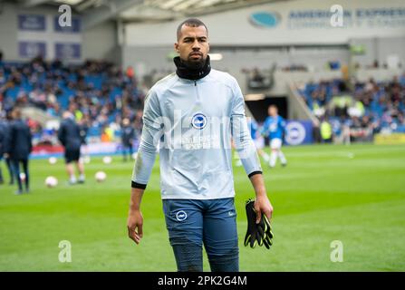 Robert Sanchez, gardien de but de Brighton, avant le match de Brighton et Hove Albion contre Brentford Premier League au stade de la communauté American Express de Brighton. Samedi 1st avril 2023 - Banque D'Images