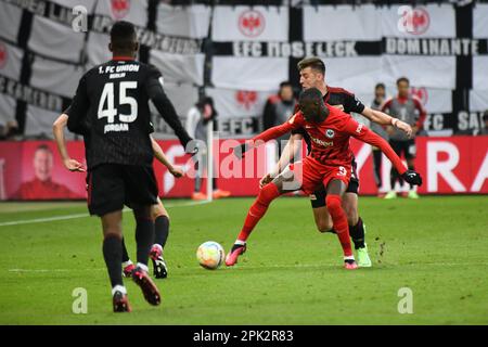 Deutschland ,Francfort-sur-le-main, Deutsche Bank Park - 4 avril 2023 - Fussball, DFB Pokal - Eintracht Frankfurt vs Union Berlin image: Randal Kolo Muani (Eintracht Frankfurt, #9) en action. Banque D'Images