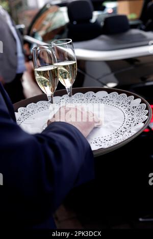 verres à champagne sur le plateau événementiel Banque D'Images